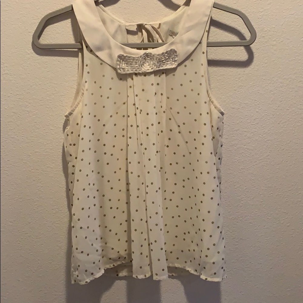 Lauren Conrad upscale top/lined. Nice deta…
